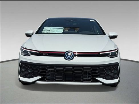 New 2025 Volkswagen GTI SE image 2