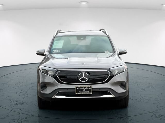 Certified 2023 Mercedes-Benz EQB 300 4MATIC w/ Exclusive Package image 9