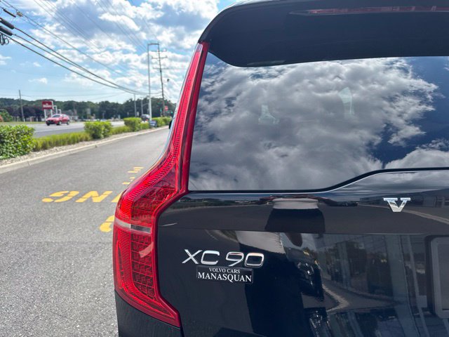 Certified 2023 Volvo XC90 B6 Ultimate w/ Protection Package Premier AWD/4WD image 10