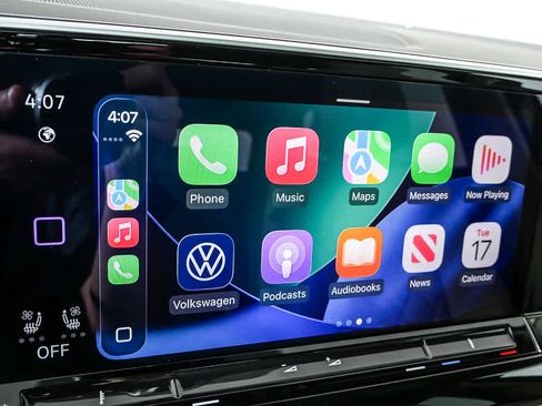 Certified 2025 Volkswagen Atlas SEL Premium R-Line image 17