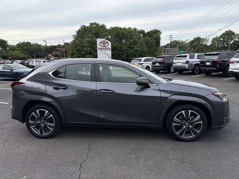 Used 2025 Lexus UX 300h AWD image 18