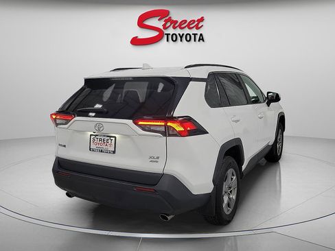 Certified 2024 Toyota RAV4 XLE AWD/4WD image 4