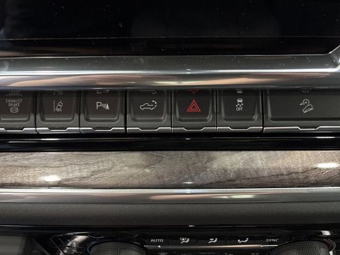 New 2026 Chevrolet Silverado 3500 LTZ w/ LTZ Plus Package image 25