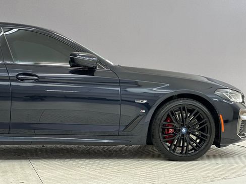 Certified 2023 BMW 530e w/ M Sport Package image 34