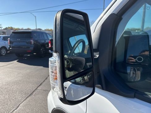 Used 2024 Ford Transit 350 XLT image 13