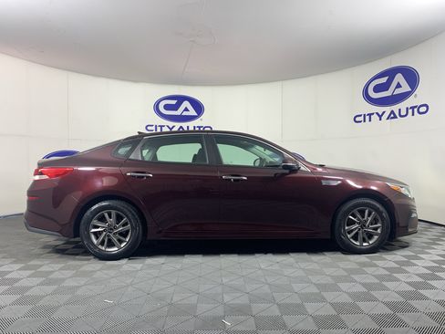 Used 2020 Kia Optima LX FWD image 2