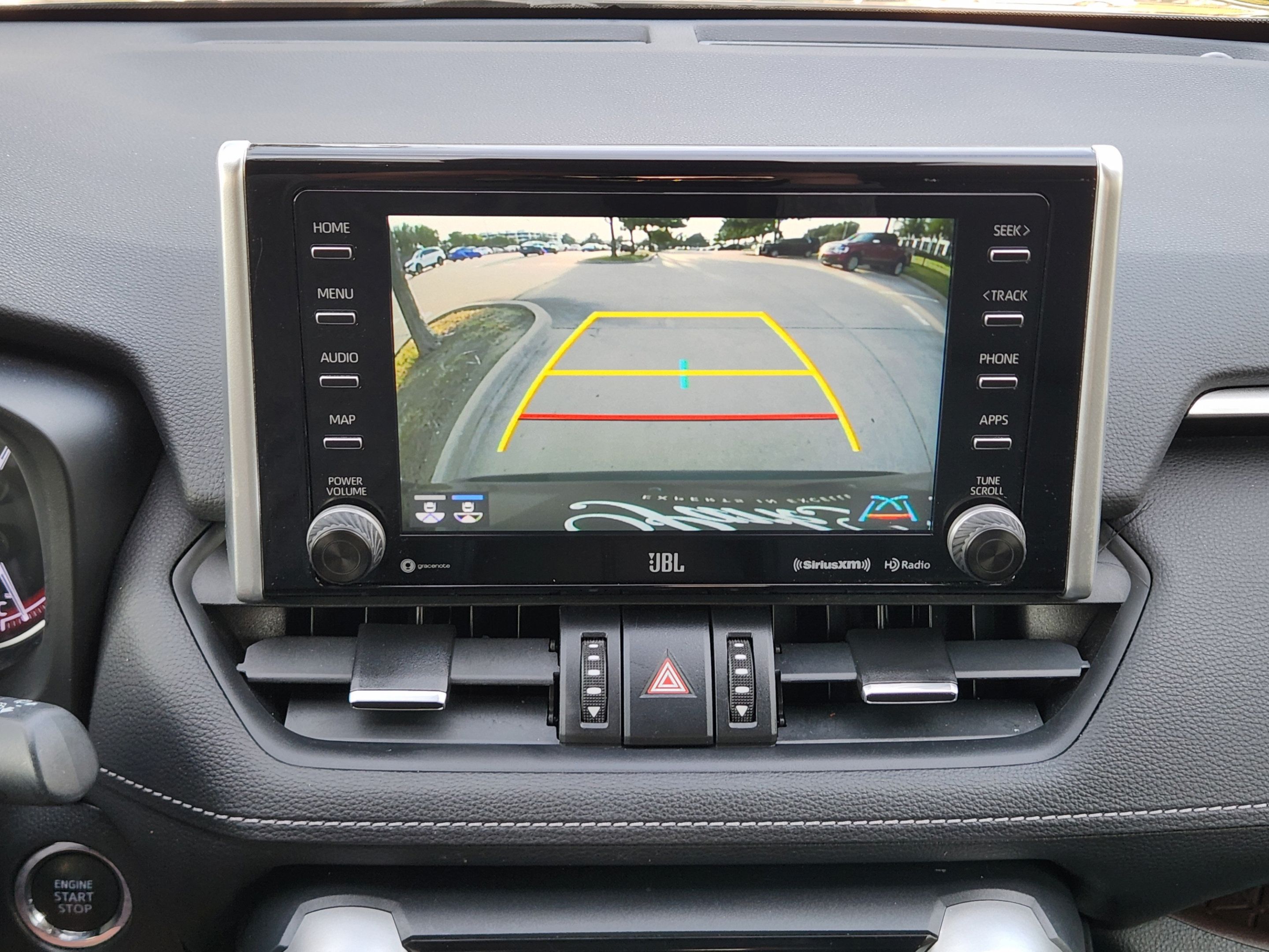 Used 2019 Toyota RAV4 Limited w/ Cold Weather Package FWD image 10