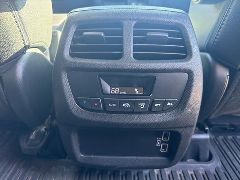 Used 2021 Honda Pilot Special Edition image 16