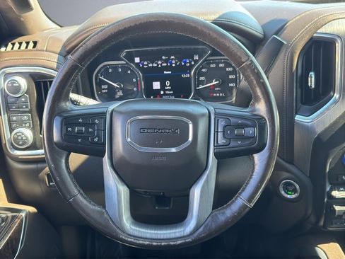 Used 2021 GMC Sierra 1500 Denali w/ Denali Ultimate Package image 15