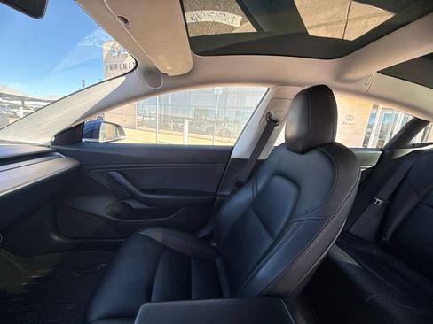 Used 2018 Tesla Model 3 AWD/4WD image 15