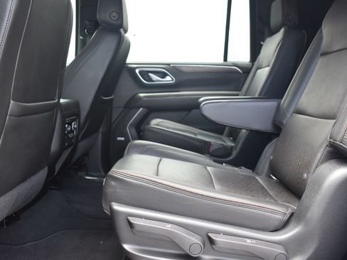 Used 2021 Chevrolet Suburban High Country w/ Premium Package AWD/4WD image 15