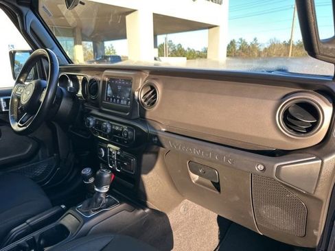 Certified 2021 Jeep Wrangler Unlimited Sport image 42