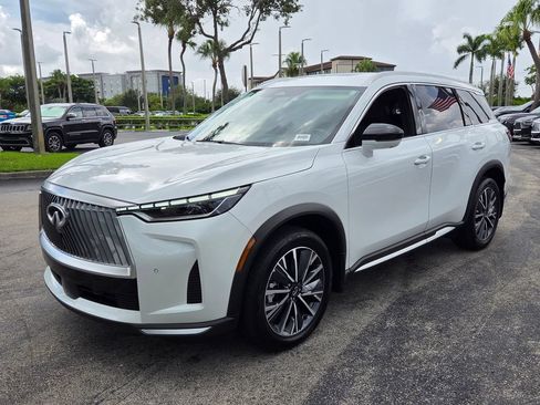 Used 2026 INFINITI QX60 Luxe w/ Cargo Package FWD image 15