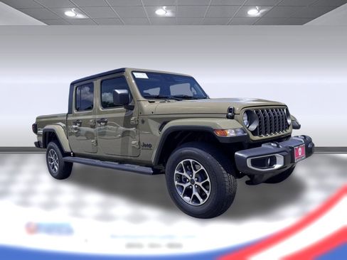 New 2025 Jeep Gladiator Sport image 5