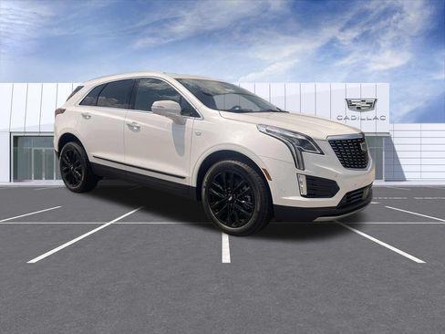 New 2026 Cadillac XT5 Premium Luxury w/ LPO, ONYX Package AWD/4WD image 2
