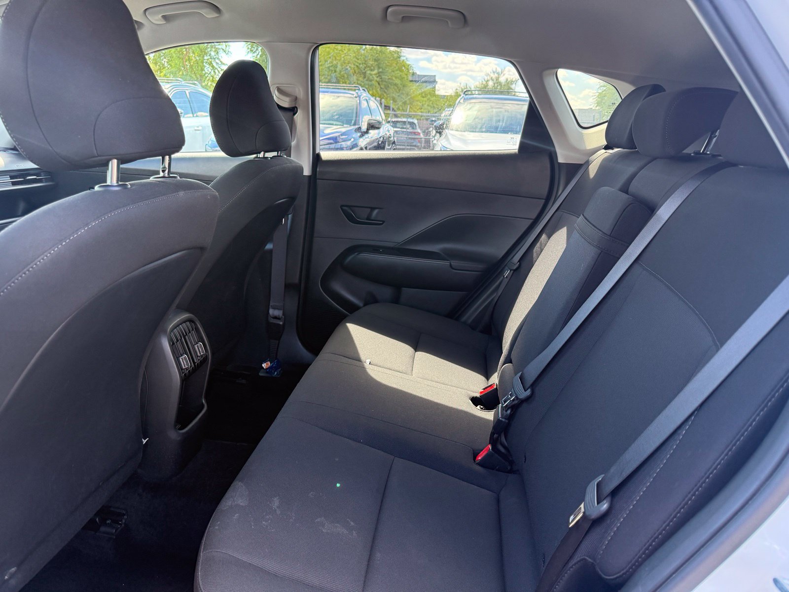 Used 2025 Hyundai Kona SEL FWD image 10
