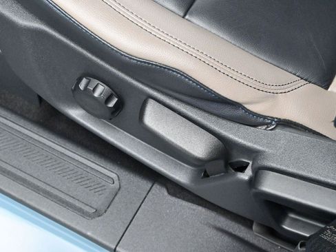 Used 2022 Ford Bronco Wildtrak image 13