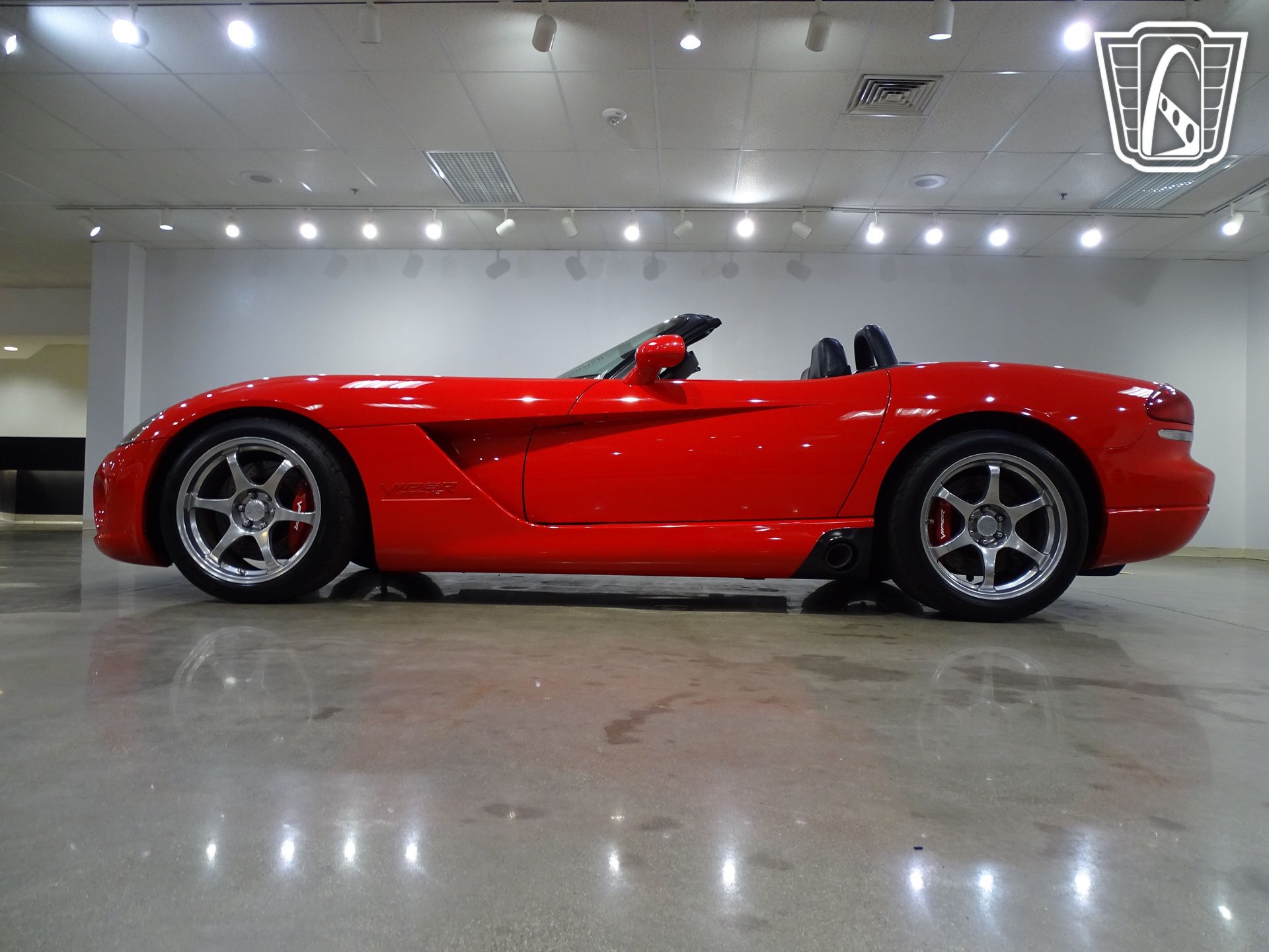 Used 2003 Dodge Viper SRT-10 RWD image 7