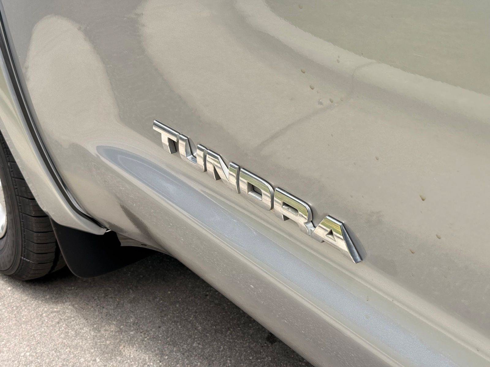 Used 2012 Toyota Tundra Limited w/ Platinum Pkg AWD/4WD image 14