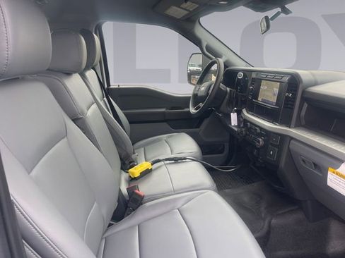 Used 2024 Ford F350 XL w/ XL Chrome Package image 17