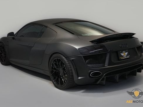 Used 2011 Audi R8 V10 image 7