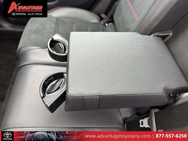 Used 2022 Mercedes-Benz GLB 35 AMG 4MATIC image 15