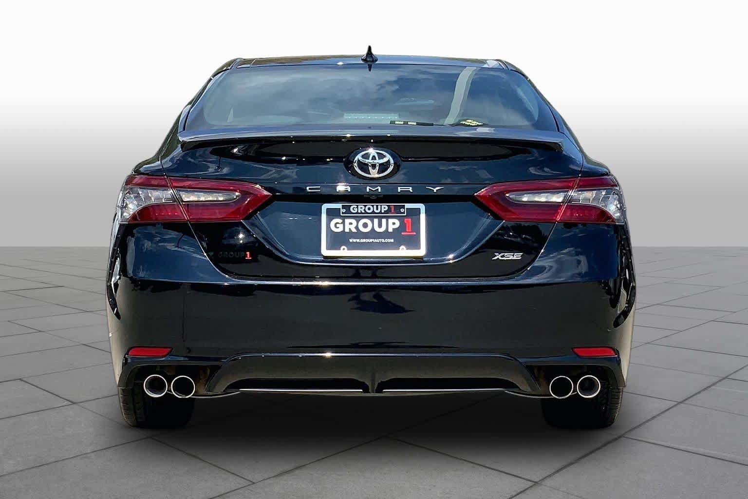 Used 2024 Toyota Camry XSE FWD image 5