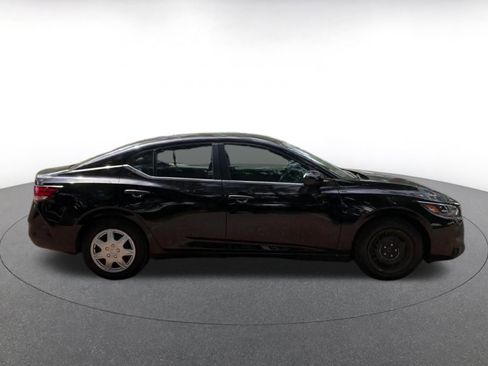 Used 2025 Nissan Sentra S image 16