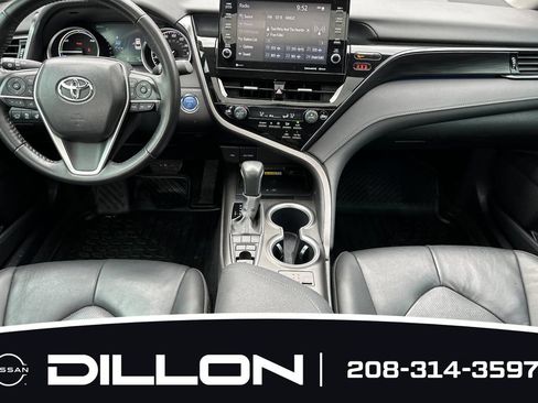Used 2024 Toyota Camry XLE w/ Cold Weather Package FWD image 5