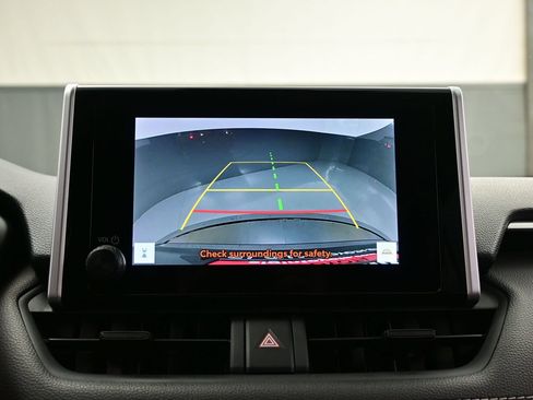 Used 2023 Toyota RAV4 XLE w/ XLE Grade Weather Package AWD/4WD image 18