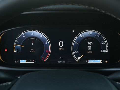 Used 2025 Jeep Wagoneer Series II w/ Convenience Group I image 12