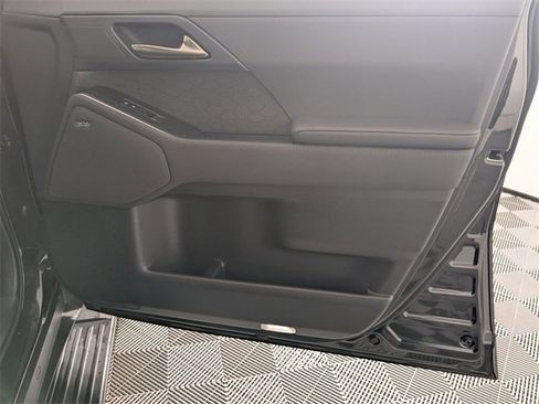 Used 2024 Lexus GX 550 image 33