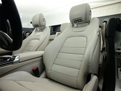Used 2018 Mercedes-Benz C 300 Cabriolet image 17