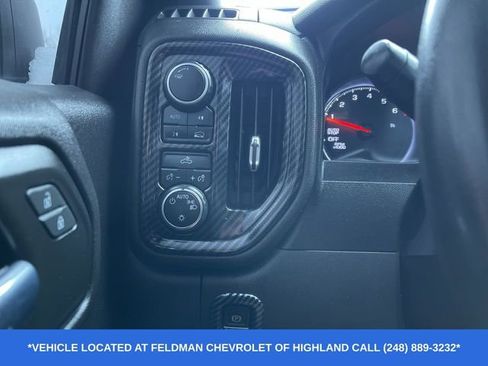 Used 2020 Chevrolet Silverado 1500 Custom w/ Custom Value Package image 17