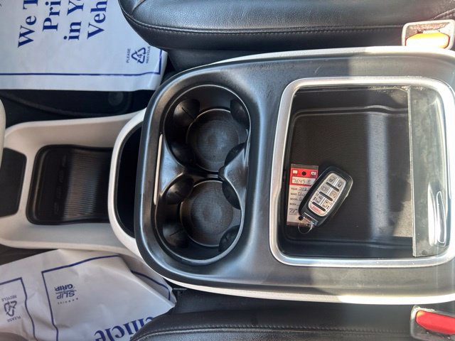 Used 2022 Chrysler Pacifica Touring-L FWD image 16