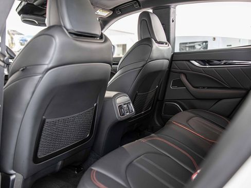 Used 2024 Maserati Levante Modena Ultima image 37