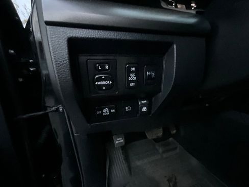 Used 2018 Toyota Tundra SR5 w/ TRD Sport Package image 13