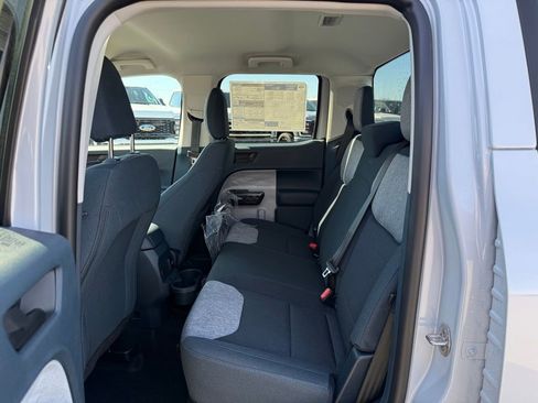 New 2026 Ford Maverick XLT w/ XLT Luxury Package FWD image 9