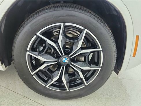 Used 2025 BMW X4 xDrive30i image 60