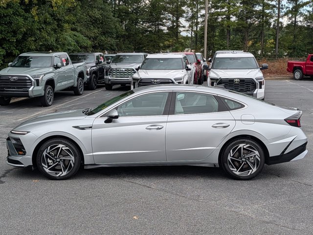 Used 2026 Hyundai Sonata SEL FWD image 4