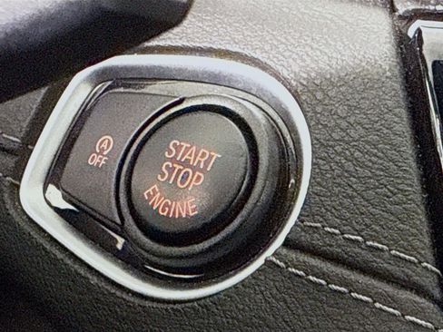 Used 2020 BMW X1 xDrive28i image 21