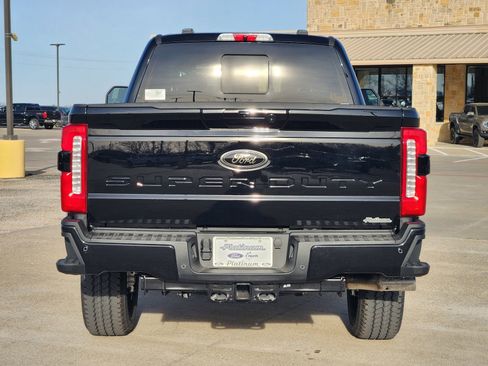 New 2026 Ford F250 Lariat w/ Black Appearance Package image 8