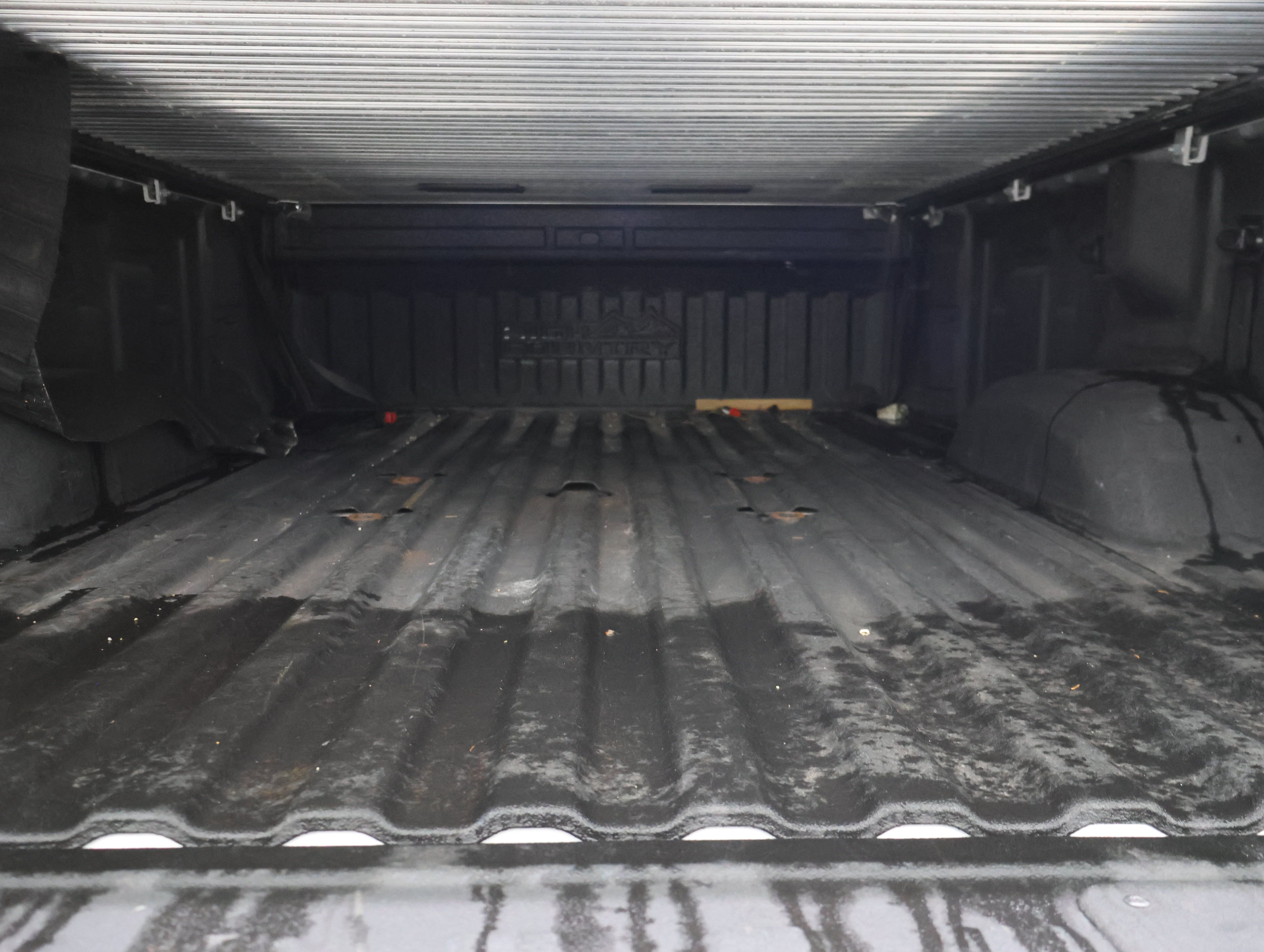 Used 2022 Chevrolet Silverado 3500 High Country w/ Snow Plow Prep/Camper Package AWD/4WD image 35
