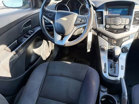 Used 2012 Chevrolet Cruze LT image 19
