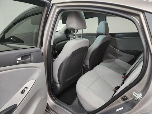 Used 2017 Hyundai Accent SE FWD image 22