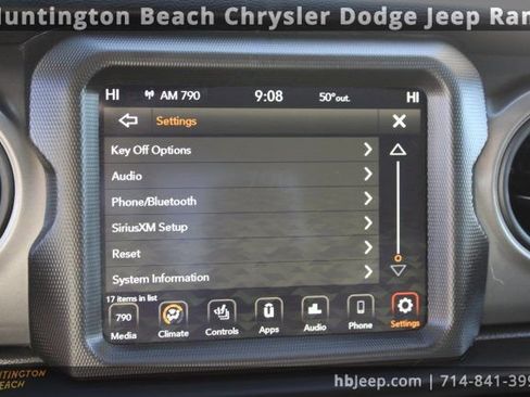 Used 2022 Jeep Gladiator Sport image 27