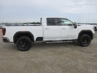 New 2026 GMC Sierra 2500 SLT w/ SLT Premium Package