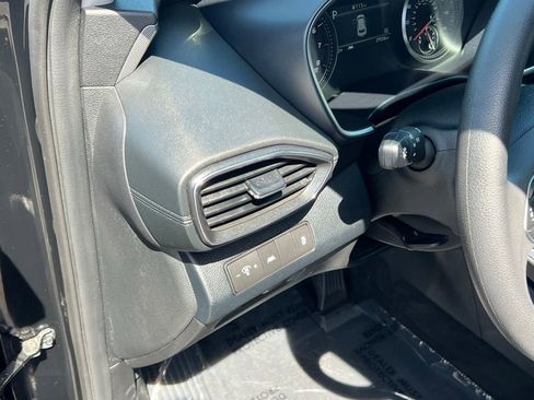 Certified 2022 Hyundai Santa Fe SEL AWD/4WD image 12