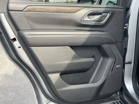 Used 2024 Chevrolet Tahoe Premier image 17