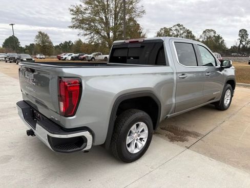 New 2026 GMC Sierra 1500 SLE w/ Preferred Package image 6